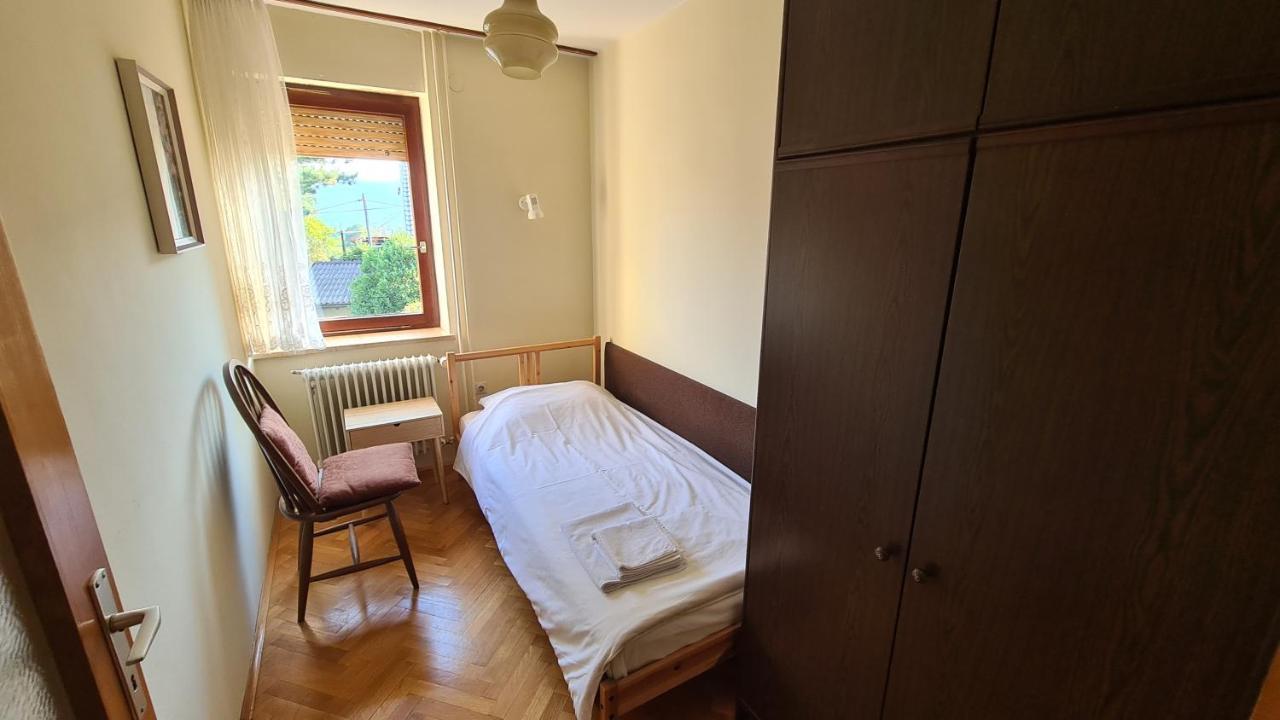 Apartment Ajdna Zirovnica Luaran gambar